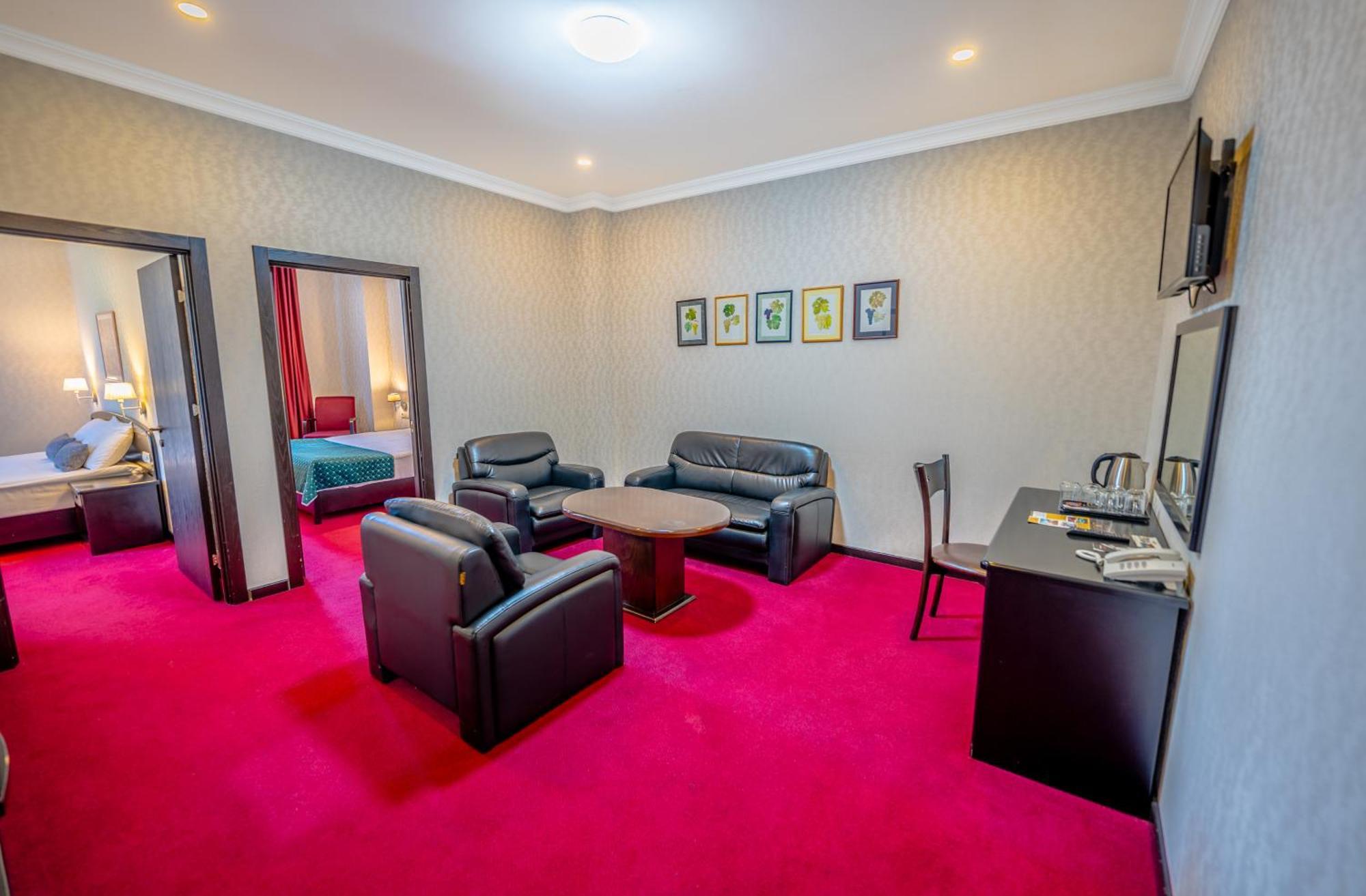 Kopala Tskneti Hotel Tsqnet'i Extérieur photo