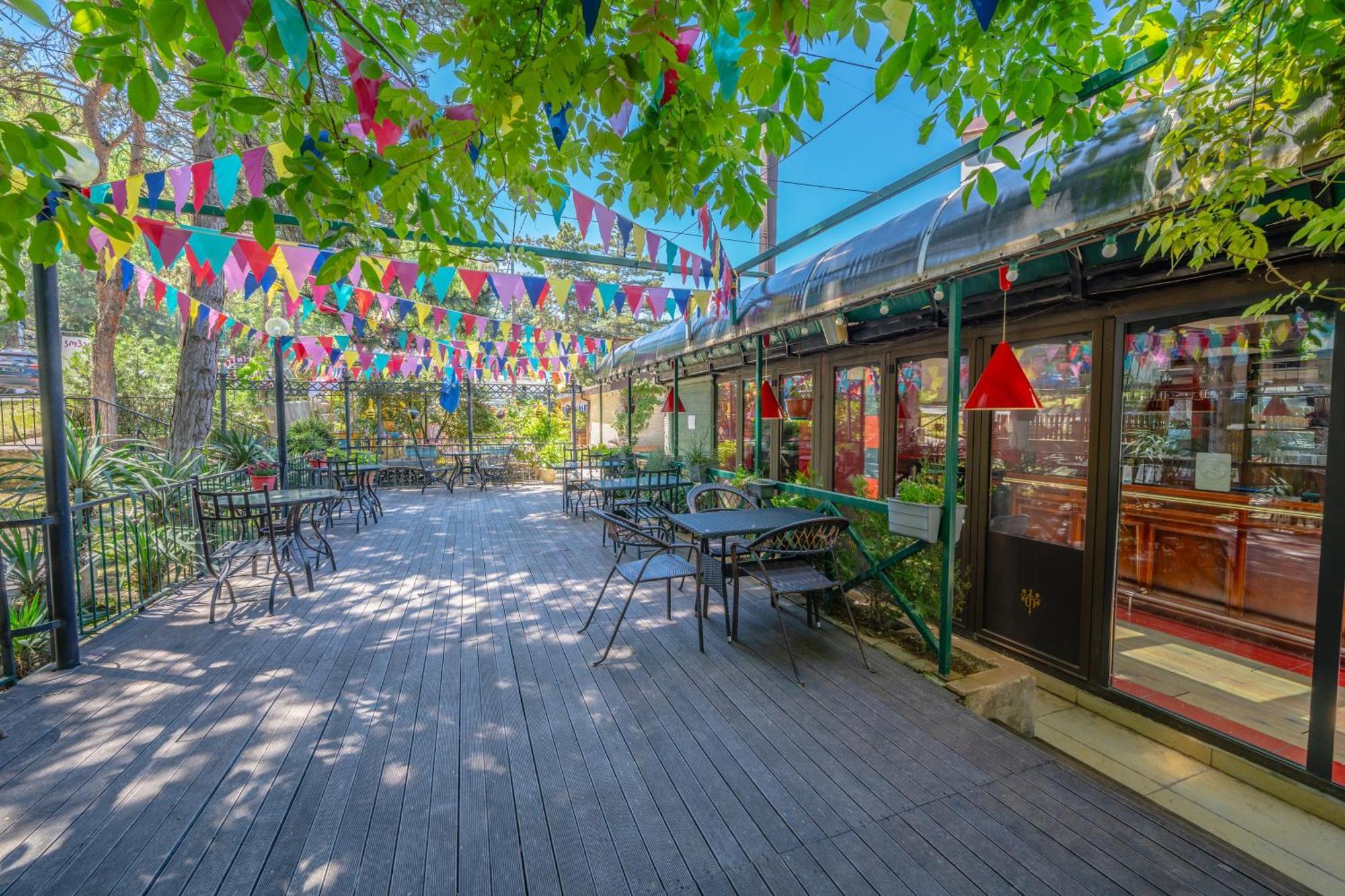 Kopala Tskneti Hotel Tsqnet'i Extérieur photo