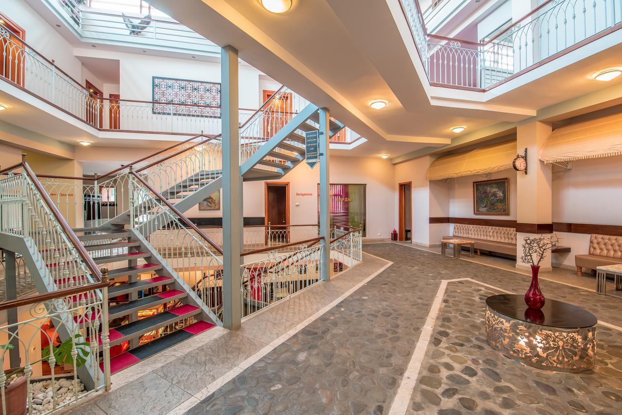 Kopala Tskneti Hotel Tsqnet'i Extérieur photo