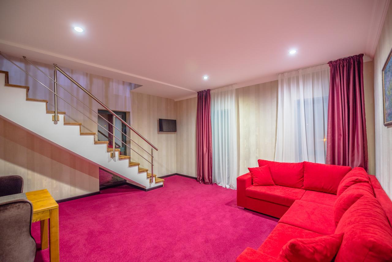 Kopala Tskneti Hotel Tsqnet'i Extérieur photo