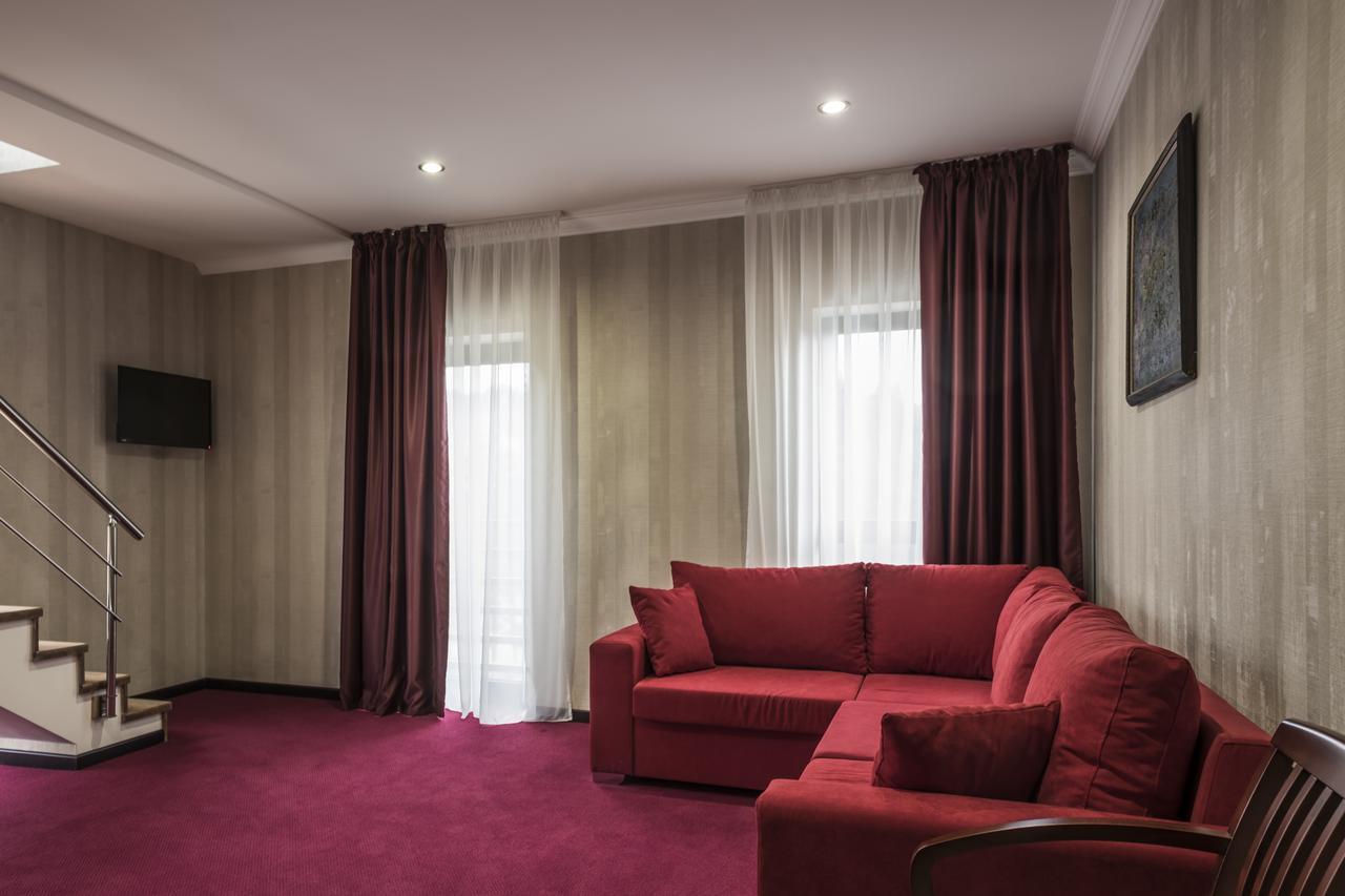 Kopala Tskneti Hotel Tsqnet'i Extérieur photo